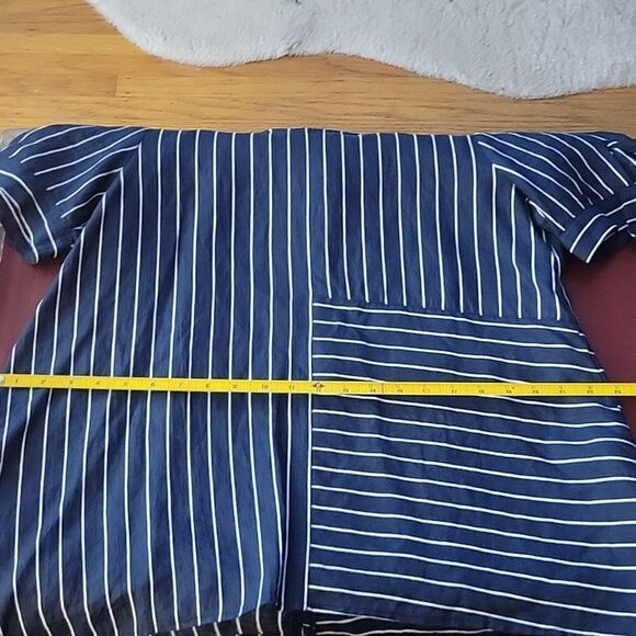 Korean 100% Linen Navy and White Asymmetrical Blouse - Picture 11 of 12